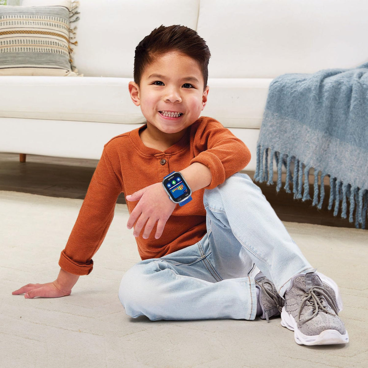 VTech KidiZoom DX4 blue wristband-style strap offers comfortable, secure everyday wear