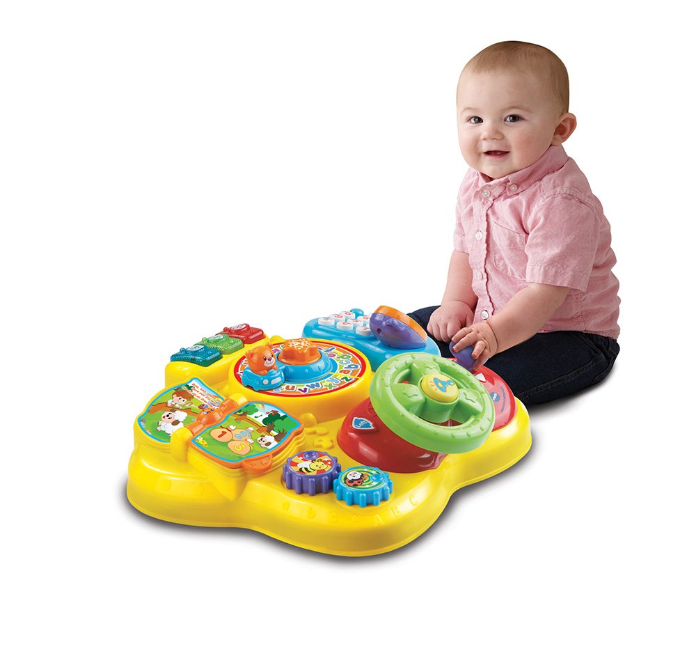 VTech Magic Star Table gears turn strengthens little fingers and coordination