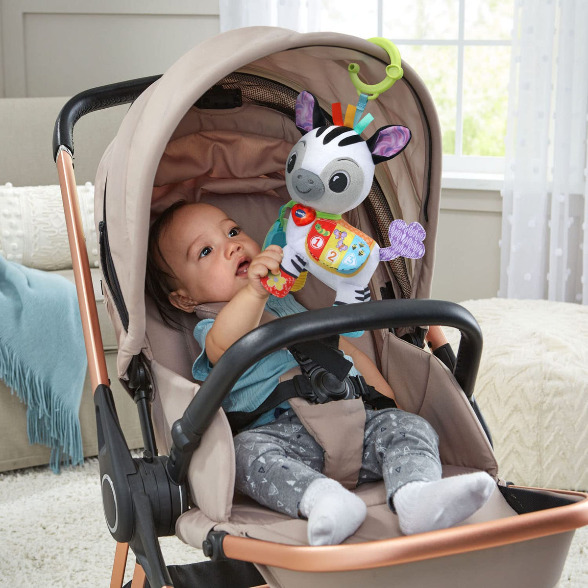 VTech Take Me With You Zebra flashing light adds attention cues