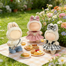 VVQUI Labubu soft textiles close-up highlight plush, durable fabric for gentle wear.