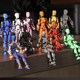 VZNYBL Titan13 movable joints enable versatile poses for drawing and storytelling.