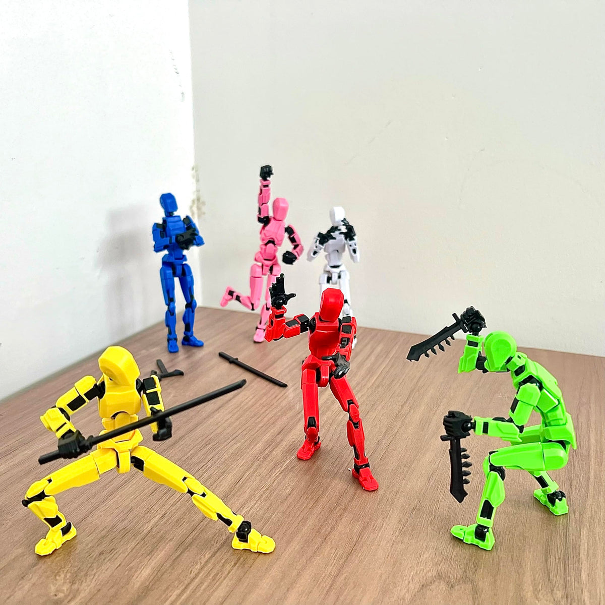 VZNYBL Titan13 with movable joints for versatile posing and dynamic scenes.