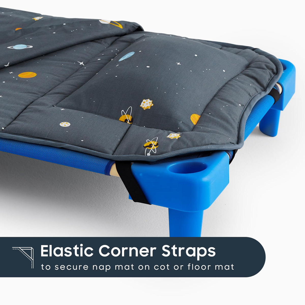 Wake In Cloud nap mat features 100% cotton fabric for soft comfort