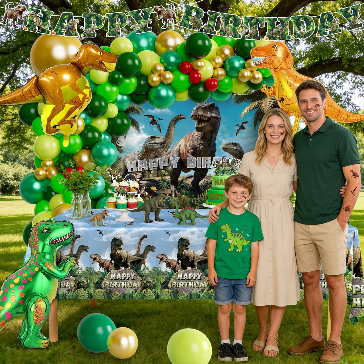 Wakeys dinosaur cake topper elevates the cake display