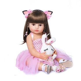 Wamdoll silicone vinyl full-body doll ready for bath-time fun and care routines.