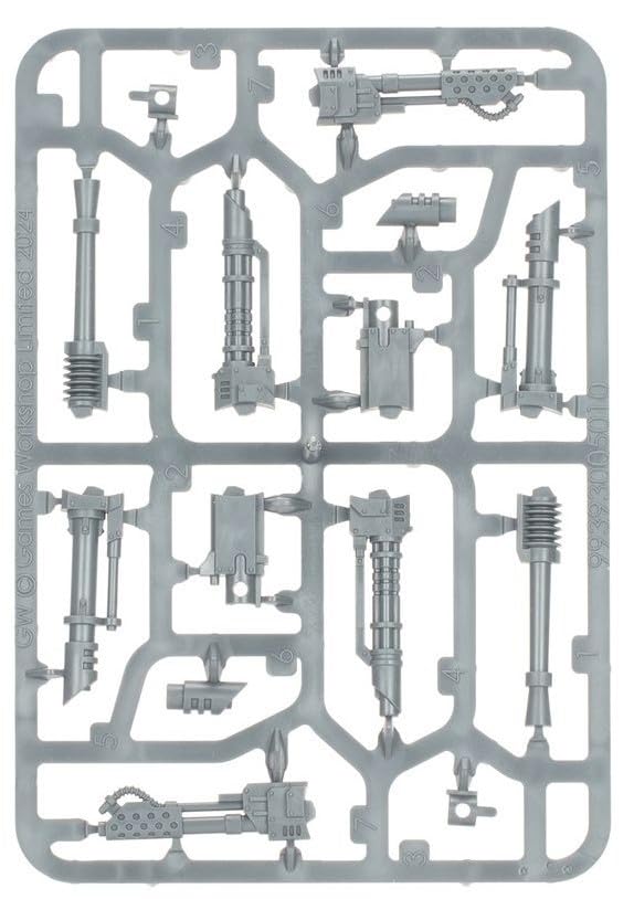 Turret hatch opened to reveal pintle-mounted weapon options on the Solar Auxilia tank