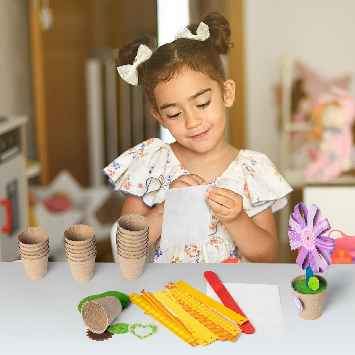 WATINC green felt pieces provide sturdy stems and leaves.