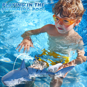 Watudou rechargeable batteries extend play time for the RC shark