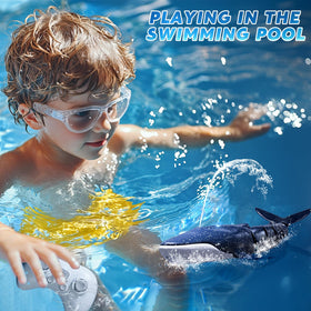 Watudou remote-control shark with light and spray for night fun
