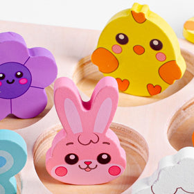 Waybla Easter peg puzzle Butterfly cover encourages color matching.