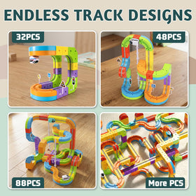 Kids playing together with Wdebay Klick Rail, sparking teamwork