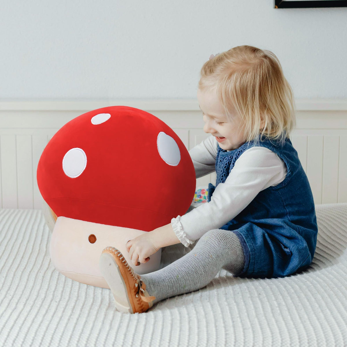 WeBingo mushroom plush washable material, easy cleaning after adventures.