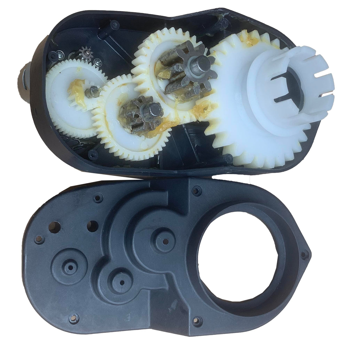 Internal metal gears inside the Weelye 24V gearbox for longevity.