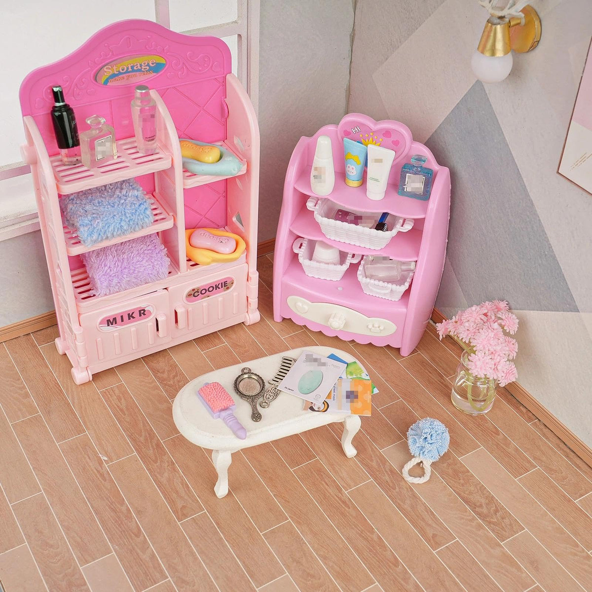 WEHOO dollhouse handbag opens to store tiny items.