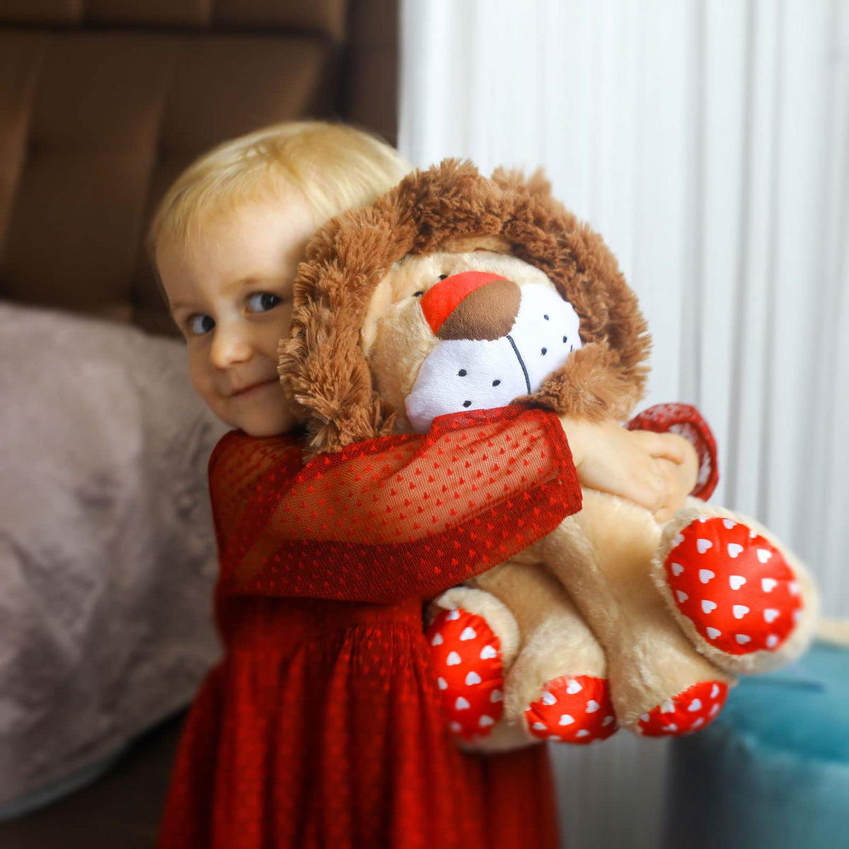 WEIGEDU Love Lion gift-ready packaging signals a thoughtful present for any occasion.