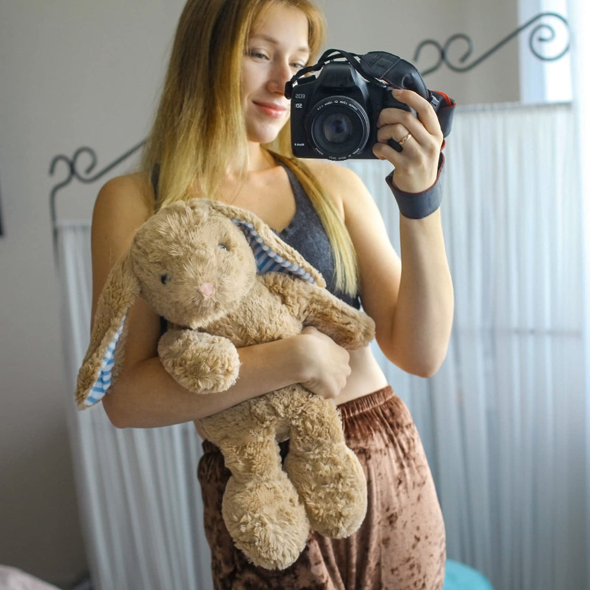 WEIGEDU rabbit plush portable cuddle buddy for travel