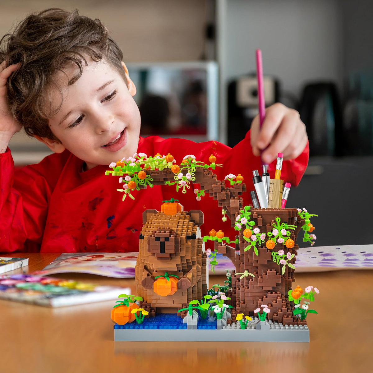 WEMEWEME Capybara Set Toy pen holder and dual-function desk decor