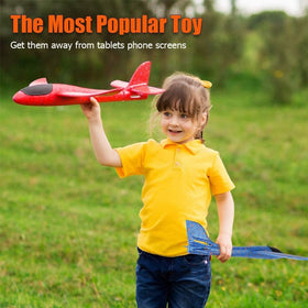 WenToyce foam airplane landing and retrieval during garden games