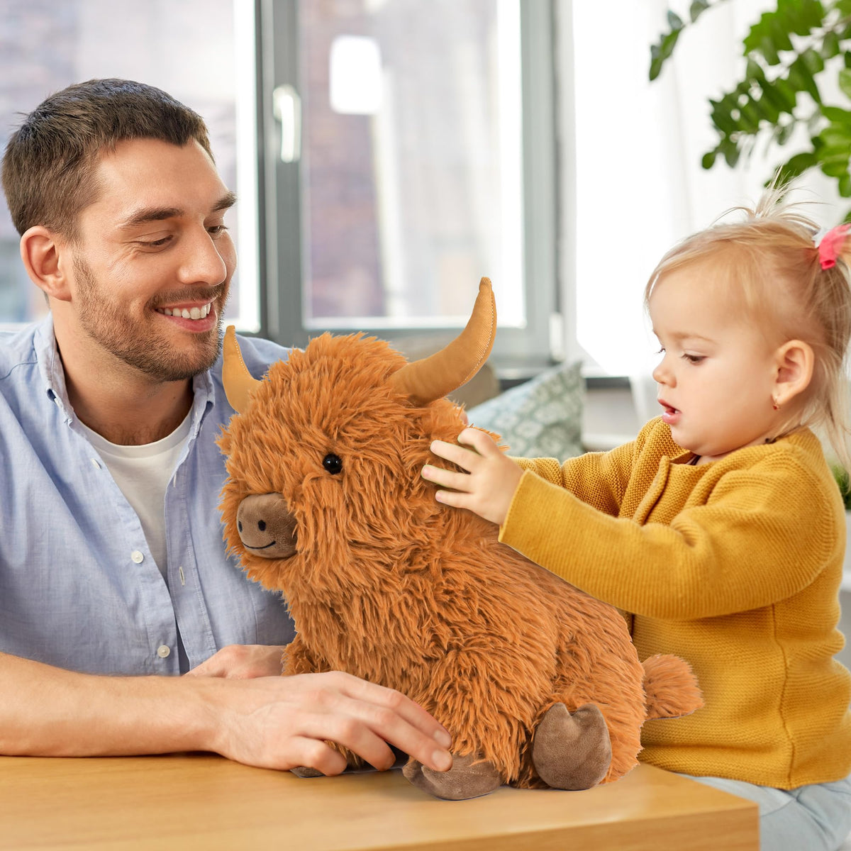 Wepop Highland Cow weighted plush, horns detail, authentic cattle-inspired charm.