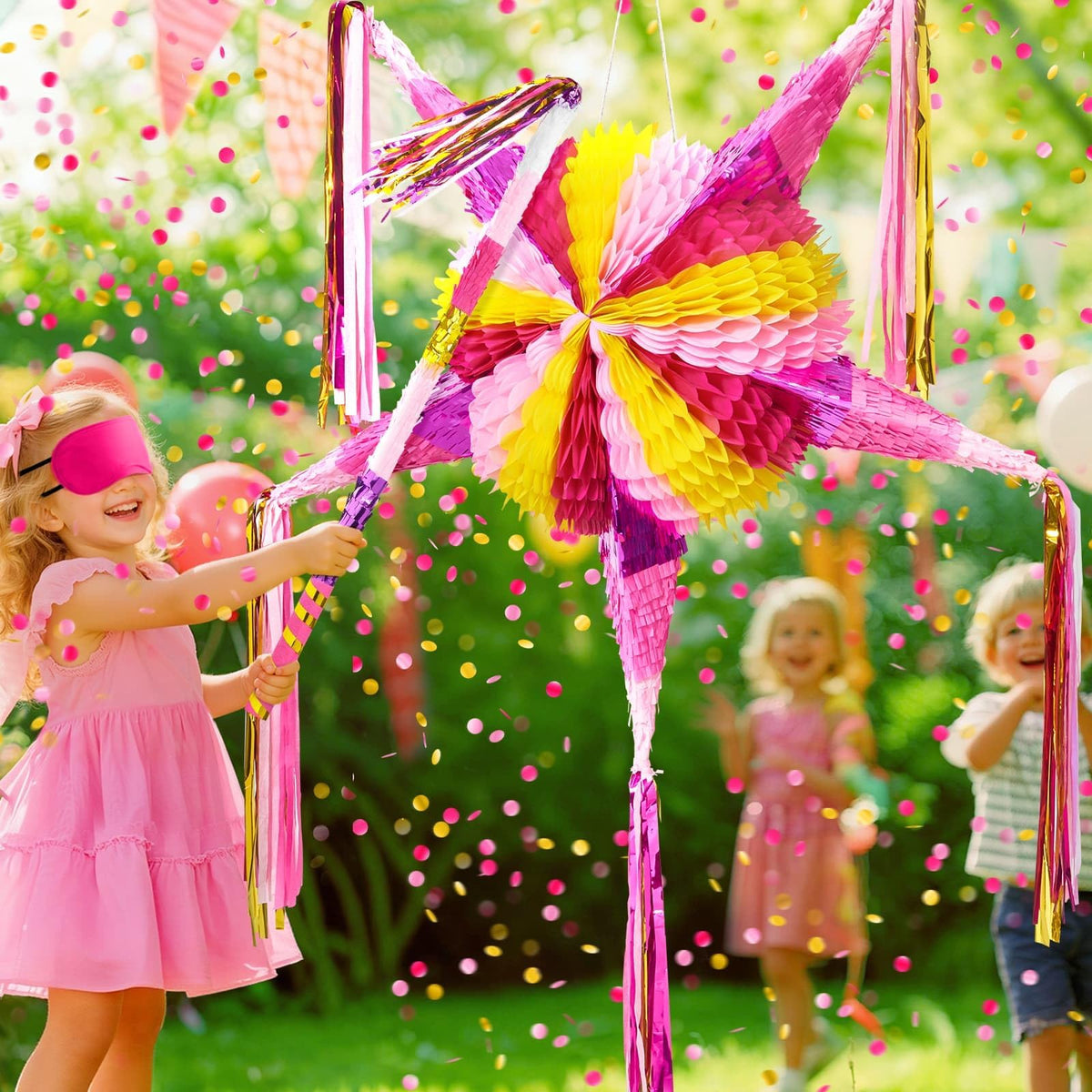 WERNNSAI fiesta-ready decor doubles as a photo-worthy centerpiece.