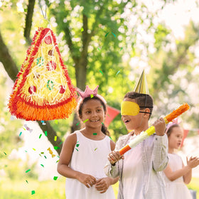 Wernnsai pizza pinata filling capacity shown for candy ideas