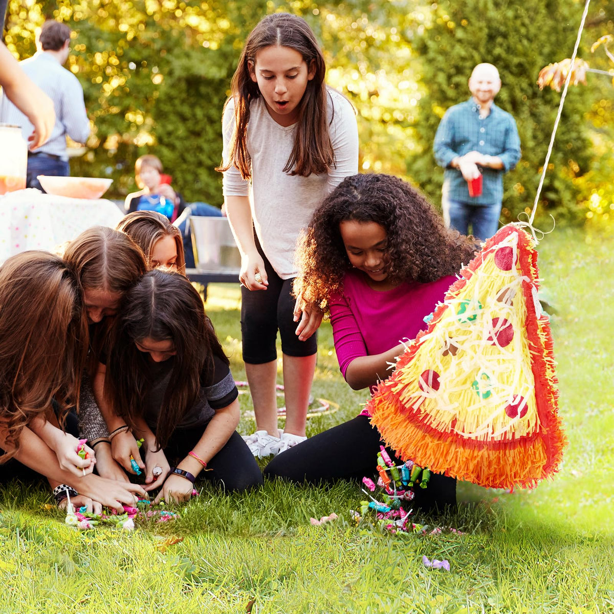 Wernnsai pizza pinata hanging ring enables easy setup at venues