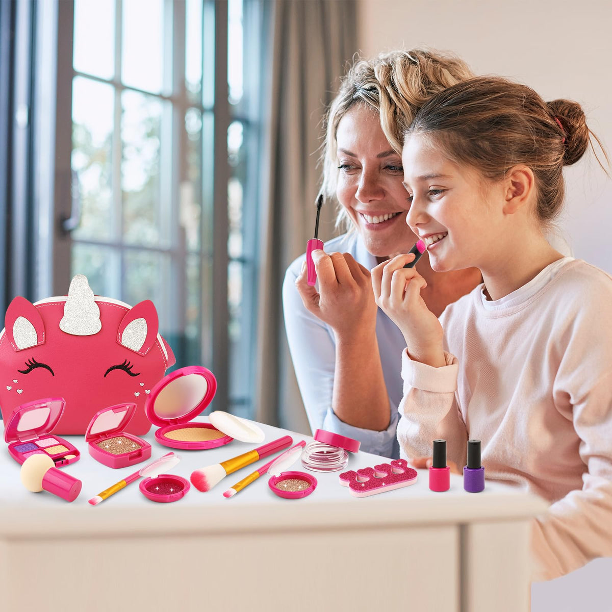 WESAYEE brushes, powder puff, and nail separators for tidy play