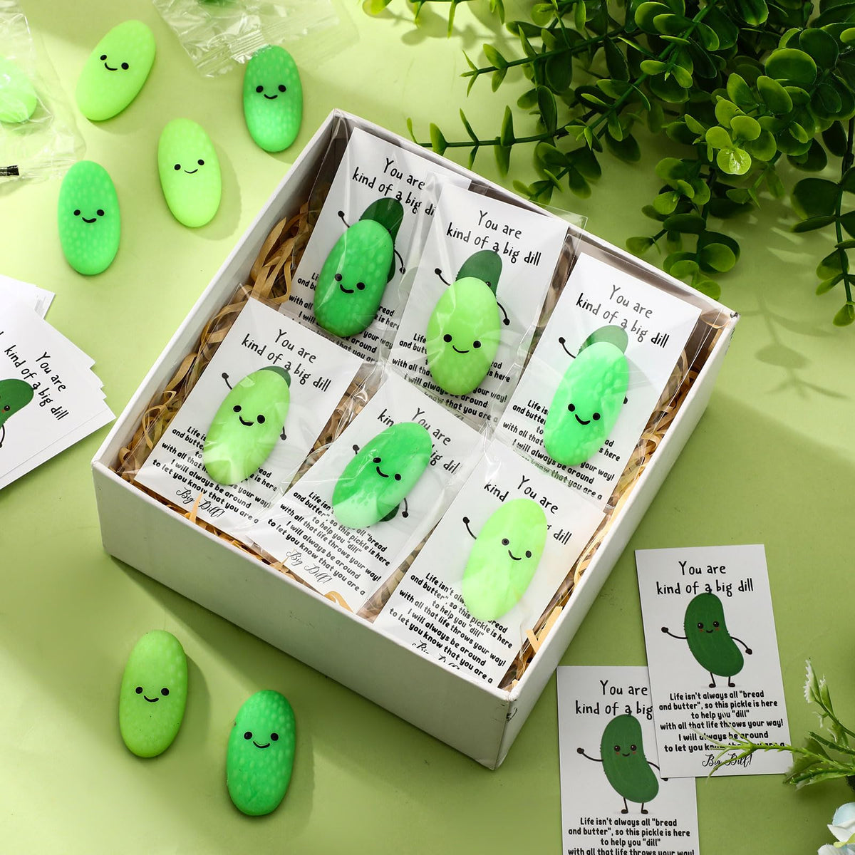 Wettarn glow-in-dark pickle ball adds visual charm in low light