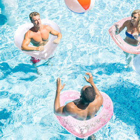 Whaline large heart float for adults with sturdy construction for sunbathing