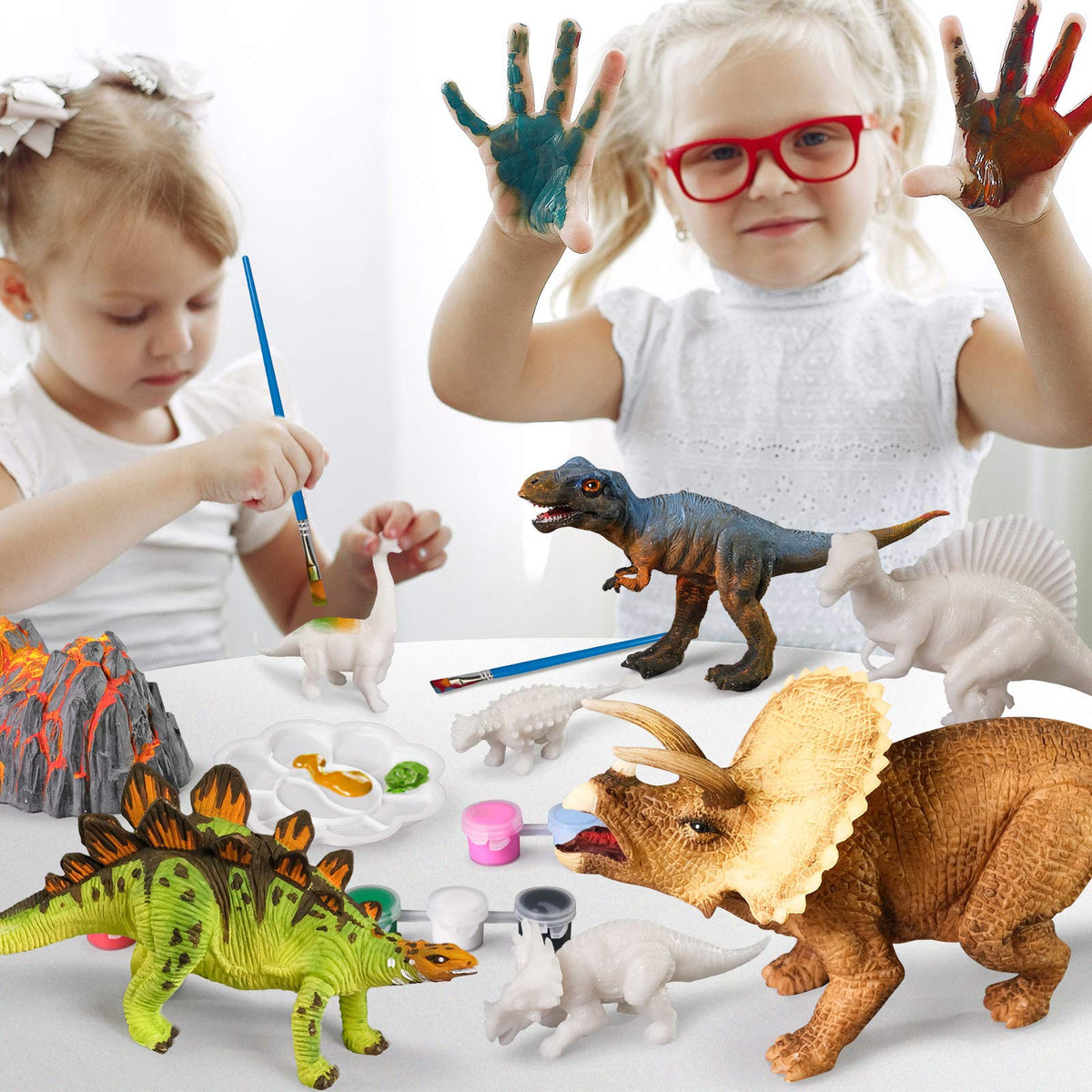 Whatstem 3D Dinosaurs painting kit child-safe PVC and paints ensure worry-free use.