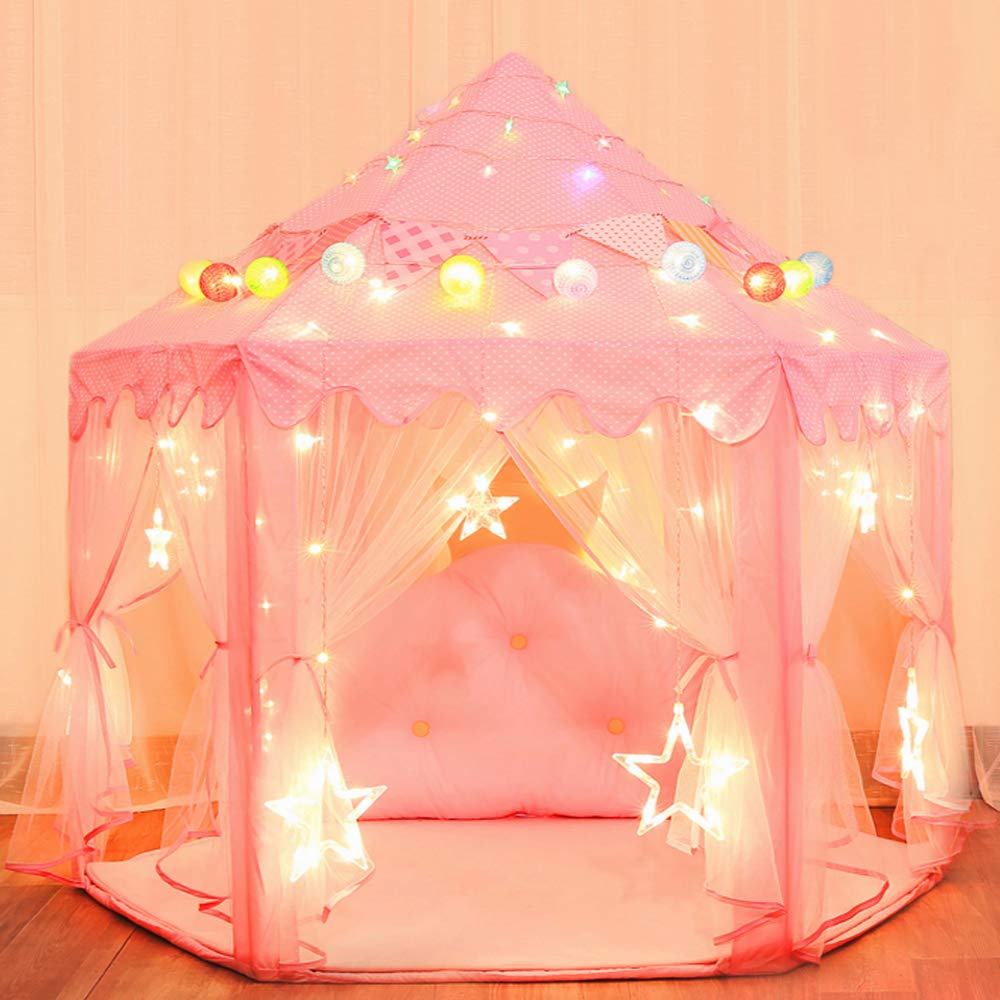 Wilwolfer Princess Tent night glow with twinkling lights creates a magical scene.