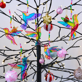 Winlyn hummingbird suncatcher paints: 10-color palette for vibrant displays.