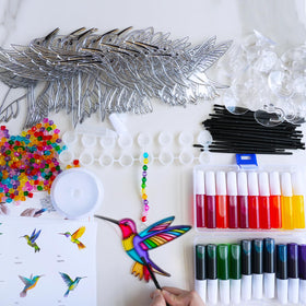 Winlyn hummingbird suncatcher thread: 590-inch length for hangings.