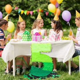 WinnerWhy 16-inch pinata is ideal for themed safari or jungle party vibes.