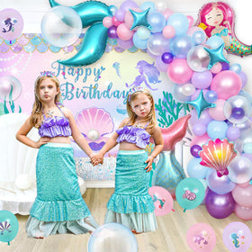 Winrayk printed balloons bring themed details to guests.
