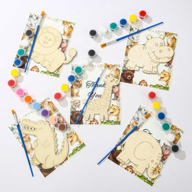 Winrayk painting brushes included for mess-free color play