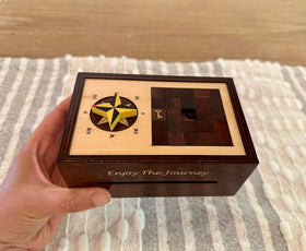Winshare Navigation Enigma box with retail packaging for confident gifting