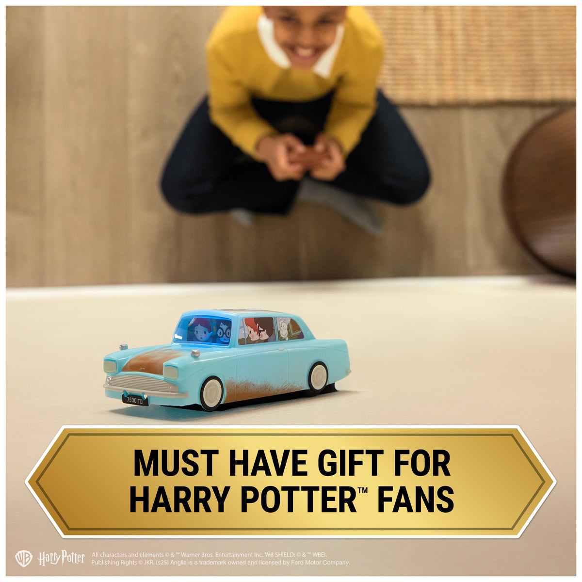 Wizarding World Weasley’s Flying Car USB-C charging cable for quick recharges
