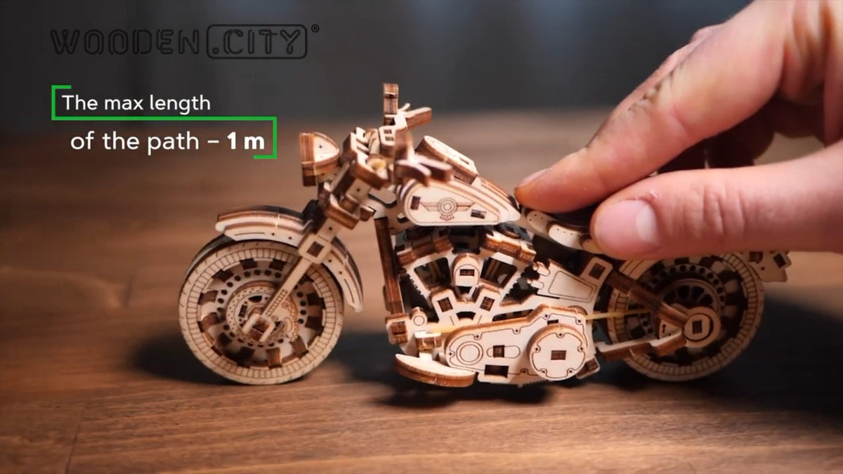WOODEN.CITY Cruiser V-Twin puzzle reverse mechanism feature in action.