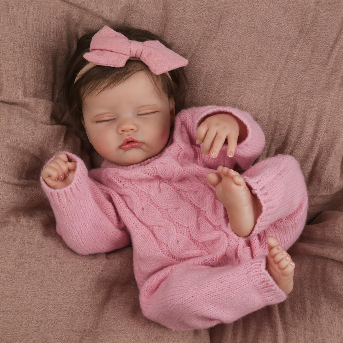 WOOROY Realistic Reborn Doll 18in hand-rooted hair and lashes for lifelike charm.