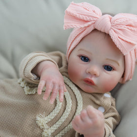 WOOROY reborn doll face detail shows lifelike paint and veins for authentic look.