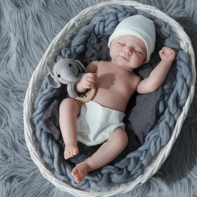 WOOROY reborn doll poseable limbs enable interactive storytelling and stable seated play