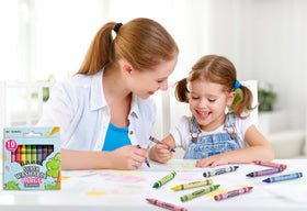 WOSWEL durable jumbo crayons resist breakage during long coloring sessions.