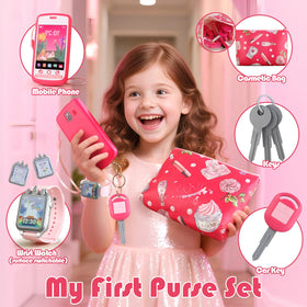 Woumserta toy lipstick for mom-daughter role play.