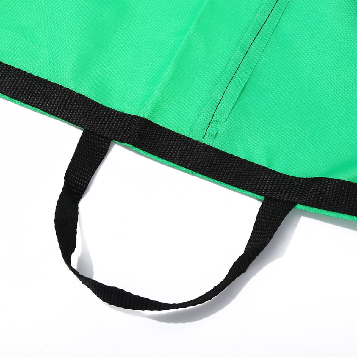 Wowagoga waterproof canvas sacks withstand outdoor use and rough play.