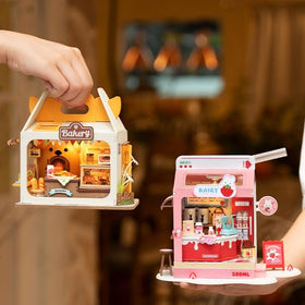 Wowood Strawberry Milkbox becomes a charming mini bookshelf decor.