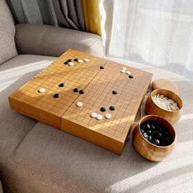Wowwoody bamboo bowls securely cradle stones between moves.
