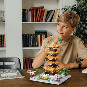 Wriyvngs Collectible-miniature-model: a striking desk centerpiece for collectors.