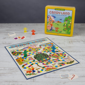 Candy Land Nostalgia Edition Gingerbread Men pieces offer classic, easy-to-hold play.