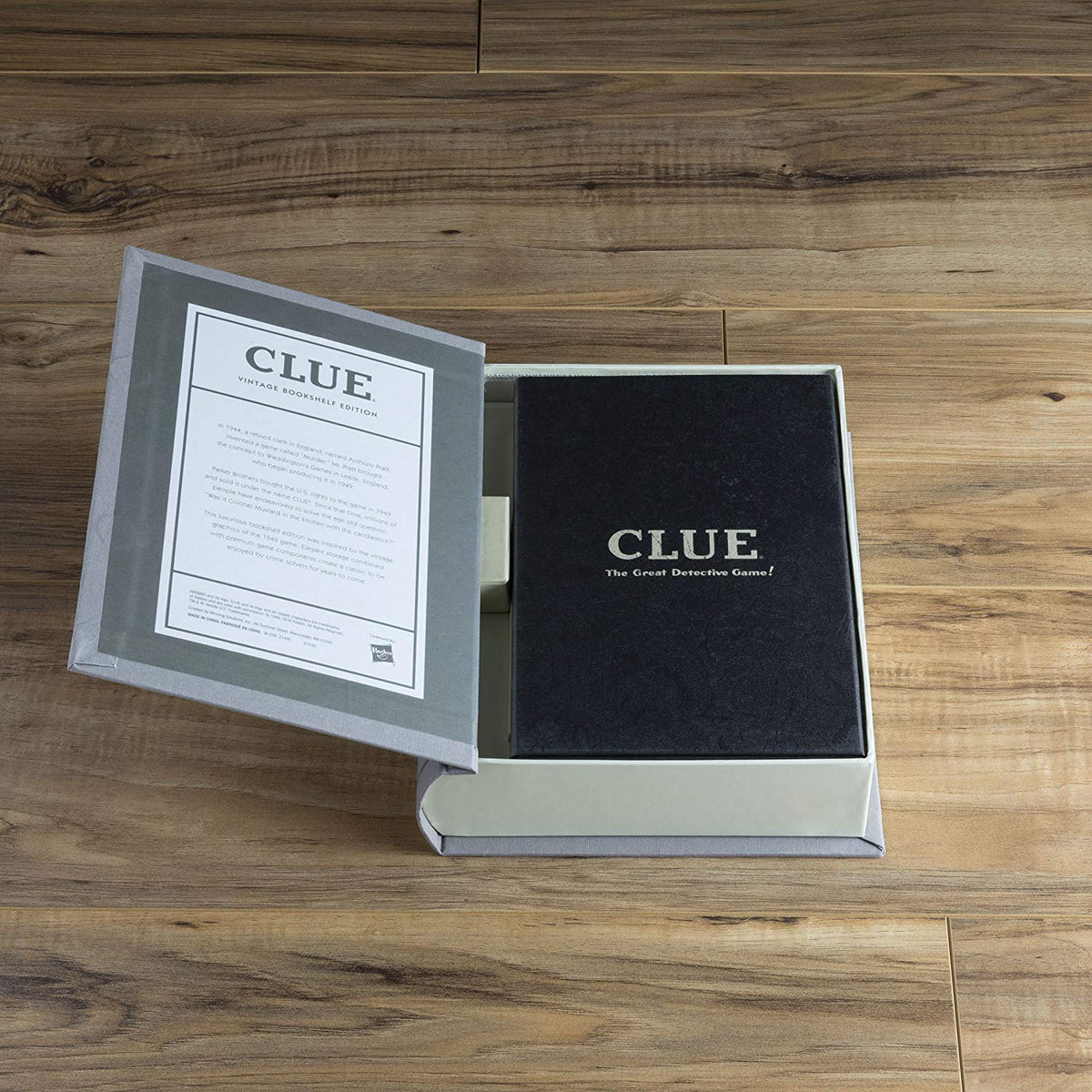 WS Game Company Clue Vintage Bookshelf Edition detective notes pad for clue tracking